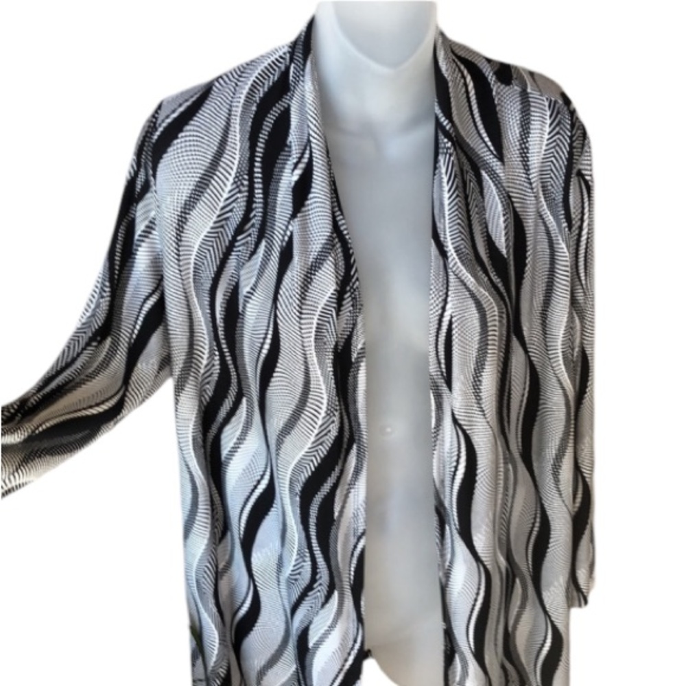 Kasper black and white cardigan size medium retro swirl polyester